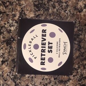 Pickleball Retriever Set 2 silicone Ball Retrievers by PINCH new sealed